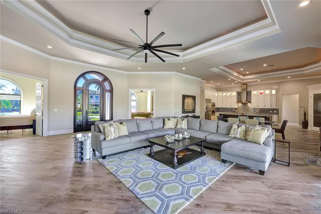 1550 Caxambas Ct, Marco Island, FL 34145-9