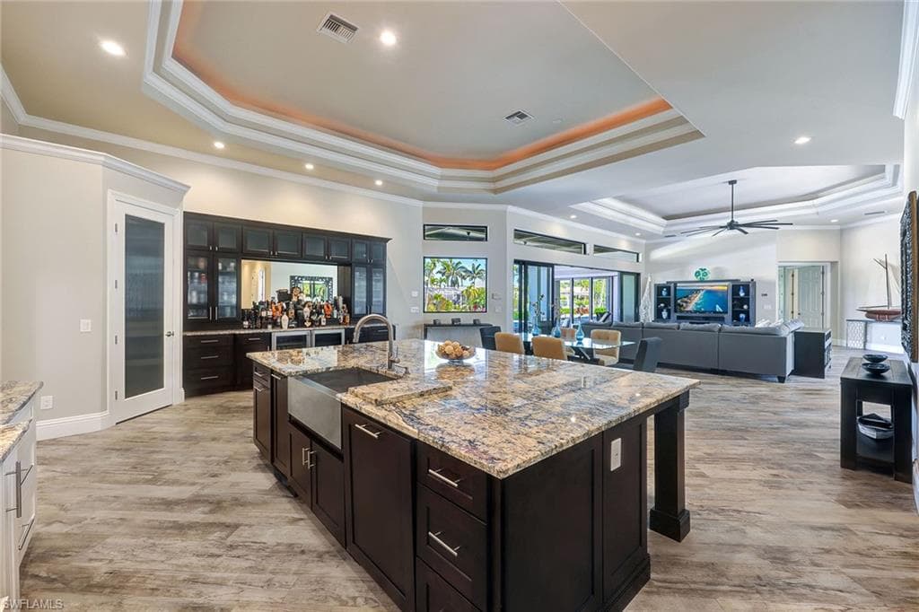 1550 Caxambas Ct, Marco Island, FL 34145-15