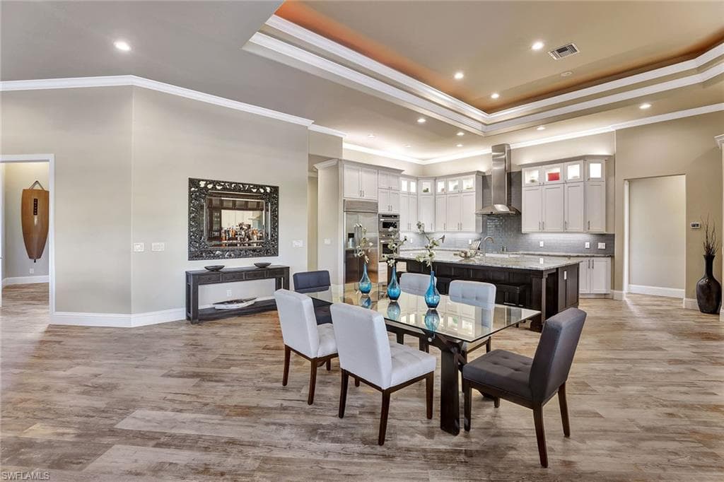 1550 Caxambas Ct, Marco Island, FL 34145-21