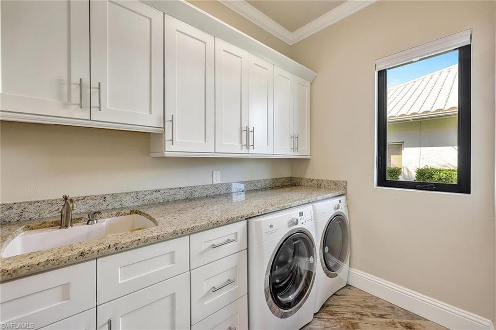 1550 Caxambas Ct, Marco Island, FL 34145-36