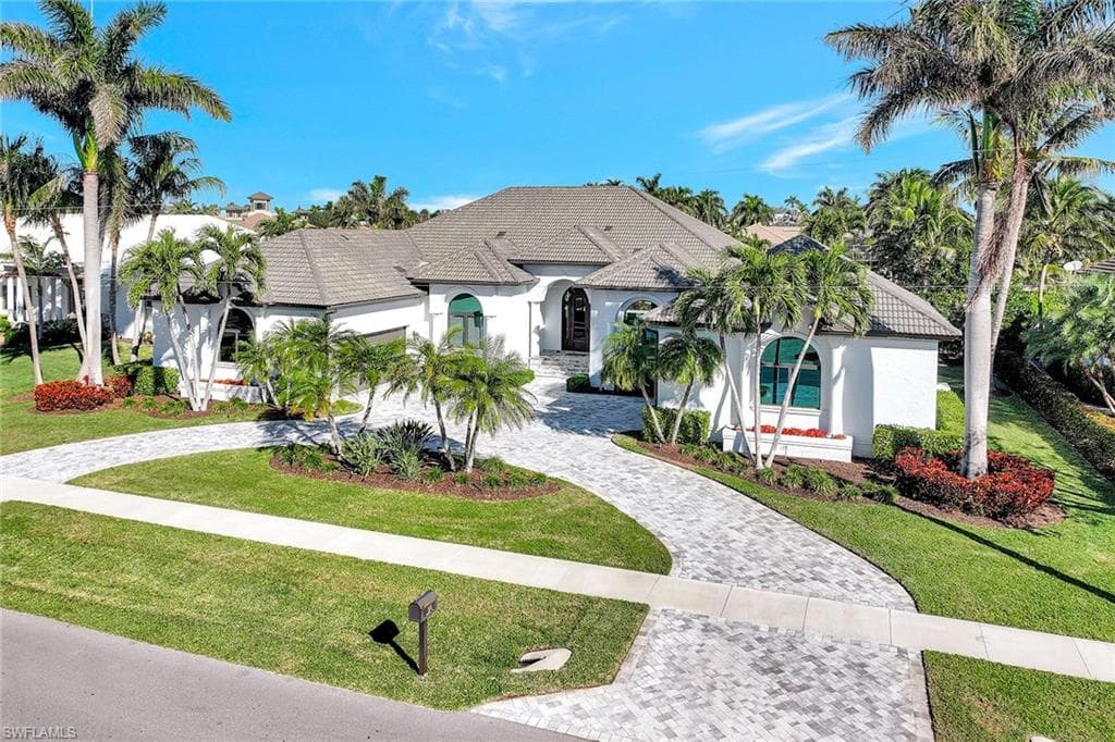 1550 Caxambas Ct, Marco Island, FL 34145-3