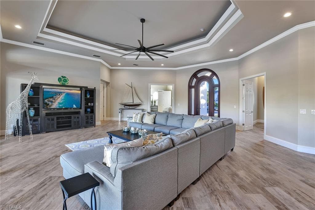 1550 Caxambas Ct, Marco Island, FL 34145-6