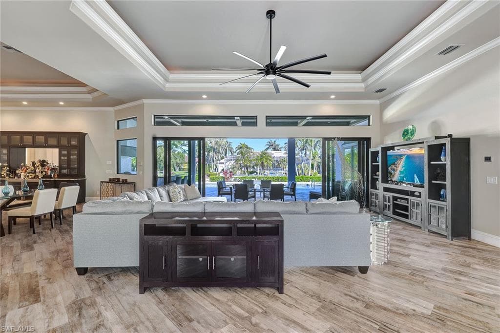 1550 Caxambas Ct, Marco Island, FL 34145-8