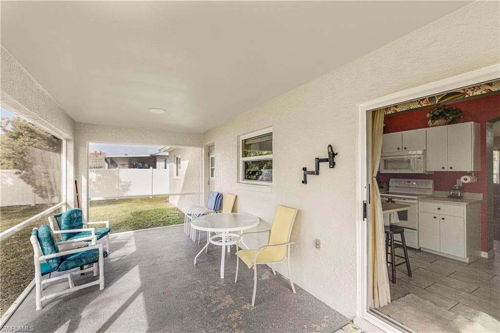3108 18th Pl, Cape Coral, FL 33914-20
