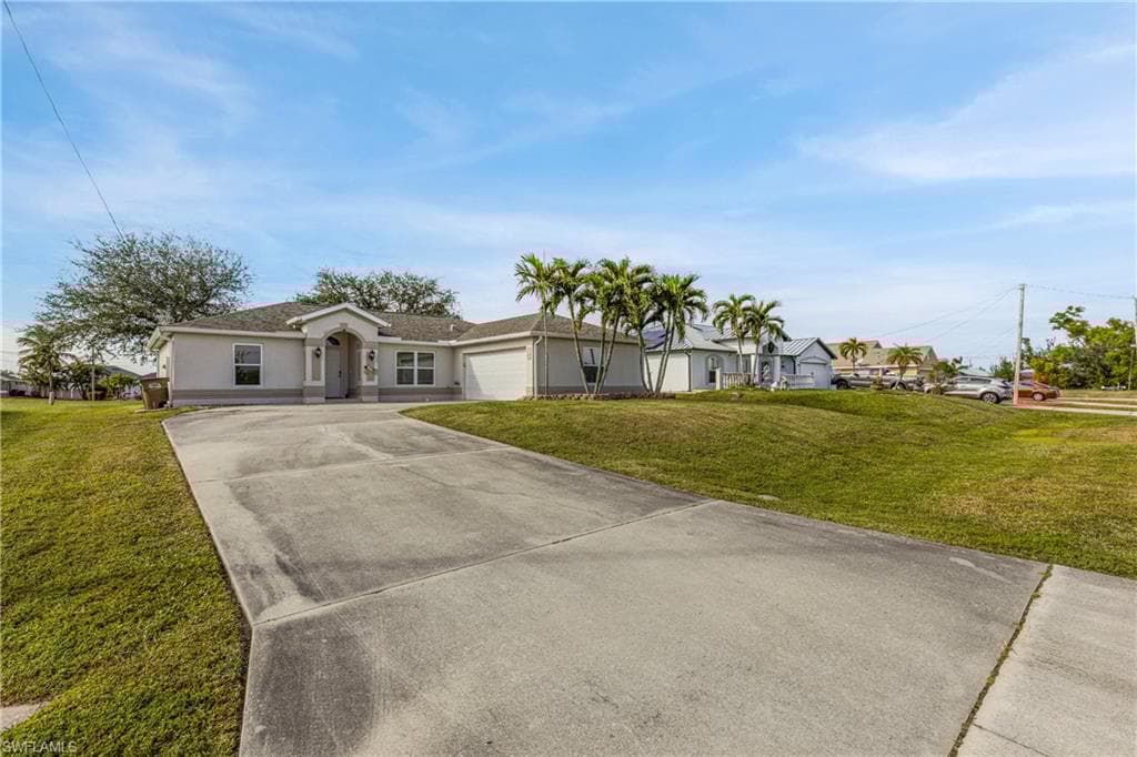 3108 18th Pl, Cape Coral, FL 33914-2