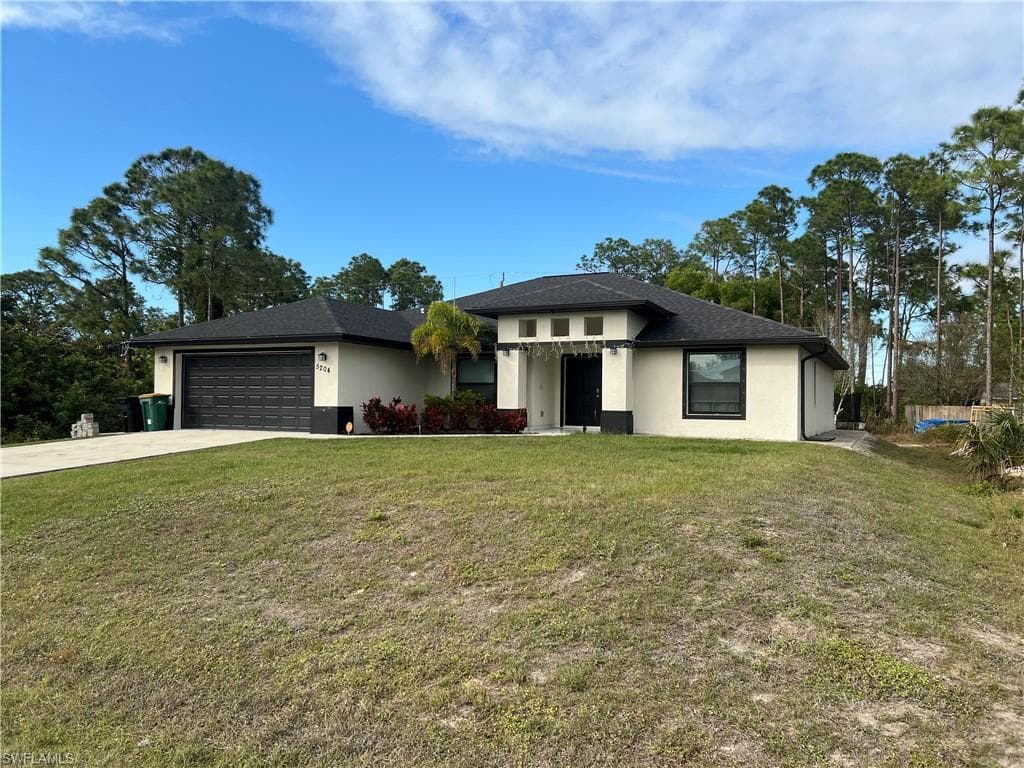 5204 6th St W, Lehigh Acres, FL 33971-2