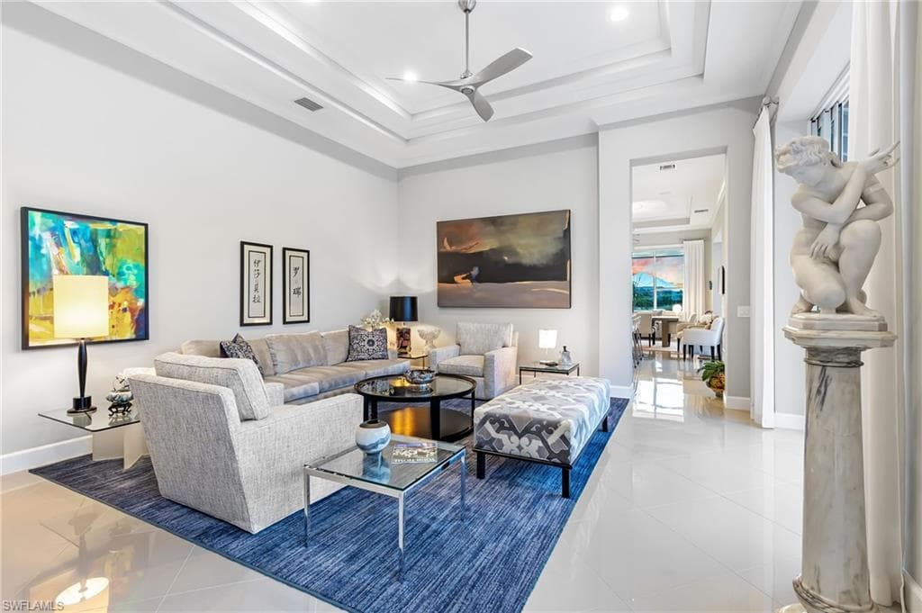 6423 Pembroke Way, Naples, FL 34113-10