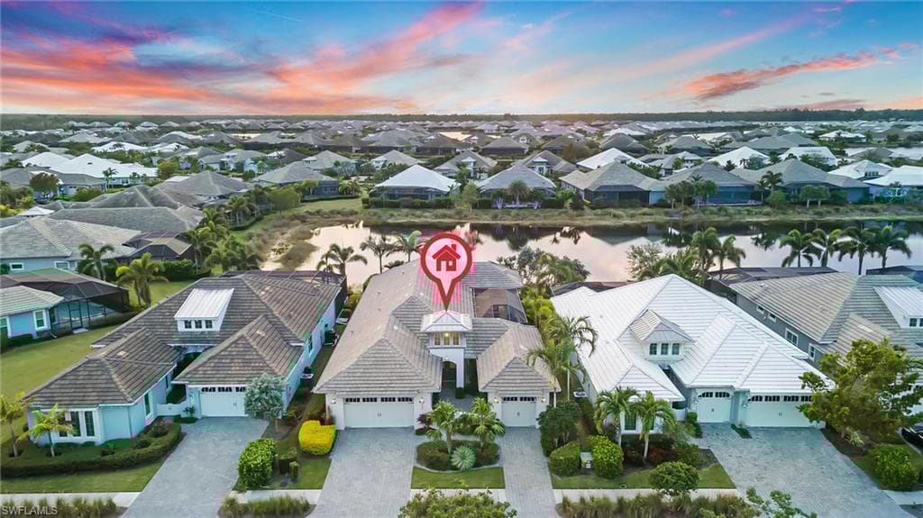 6423 Pembroke Way, Naples, FL 34113-1