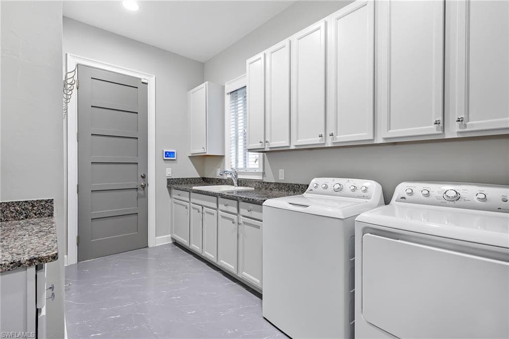 6423 Pembroke Way, Naples, FL 34113-35