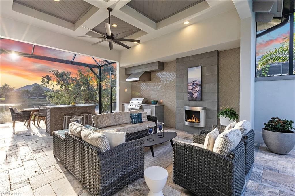 6423 Pembroke Way, Naples, FL 34113-40