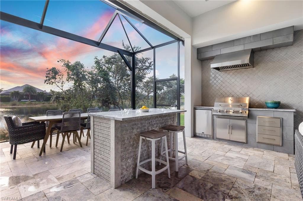6423 Pembroke Way, Naples, FL 34113-41