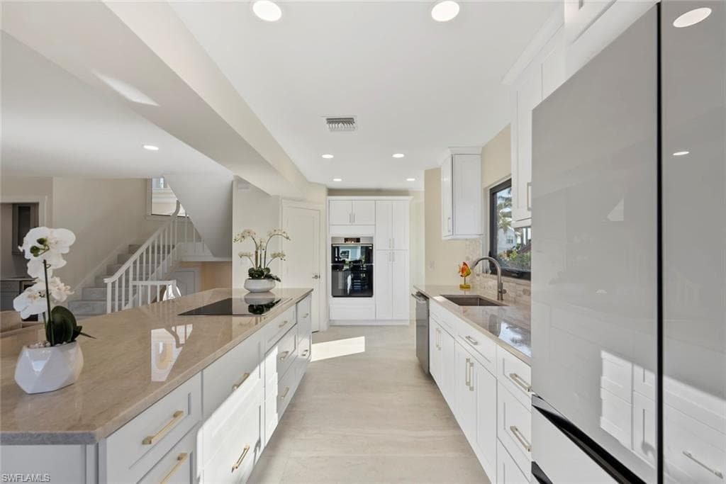1311 Chesapeake Ave 4a, Naples, FL 34102-11