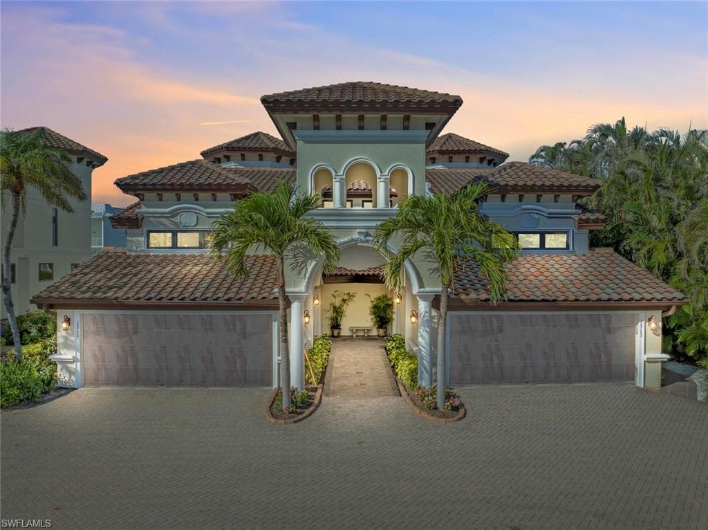 1311 Chesapeake Ave 4a, Naples, FL 34102-1