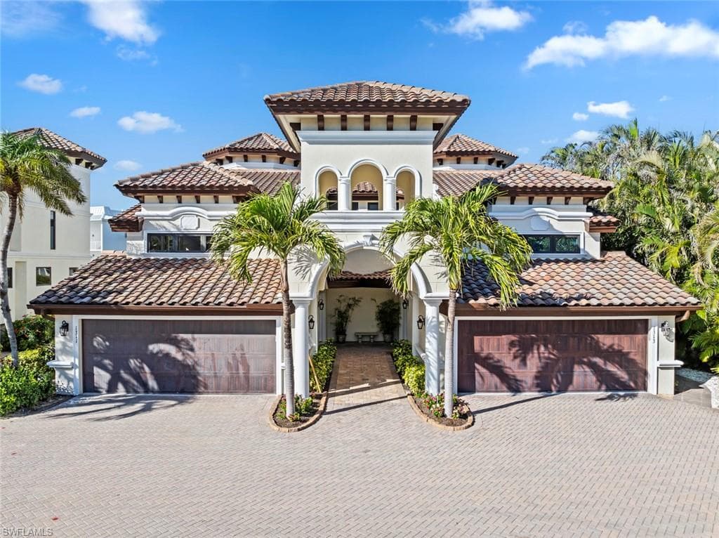 1311 Chesapeake Ave 4a, Naples, FL 34102-2