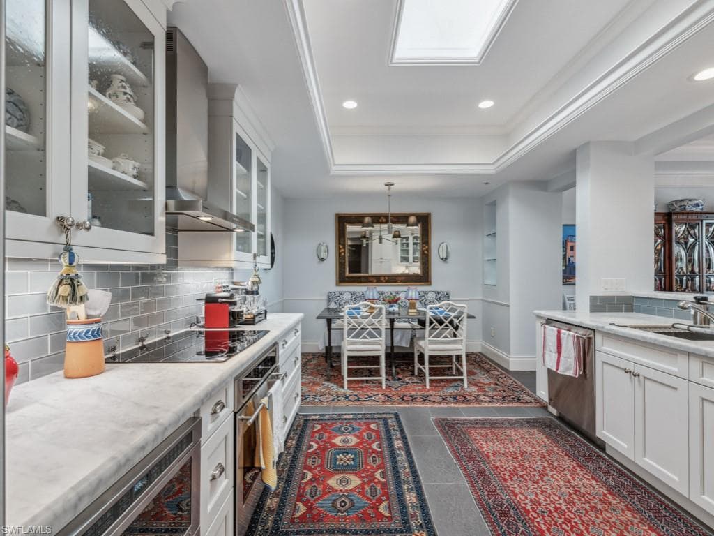 625 5th Ave S Ph-302, Naples, FL 34102-10