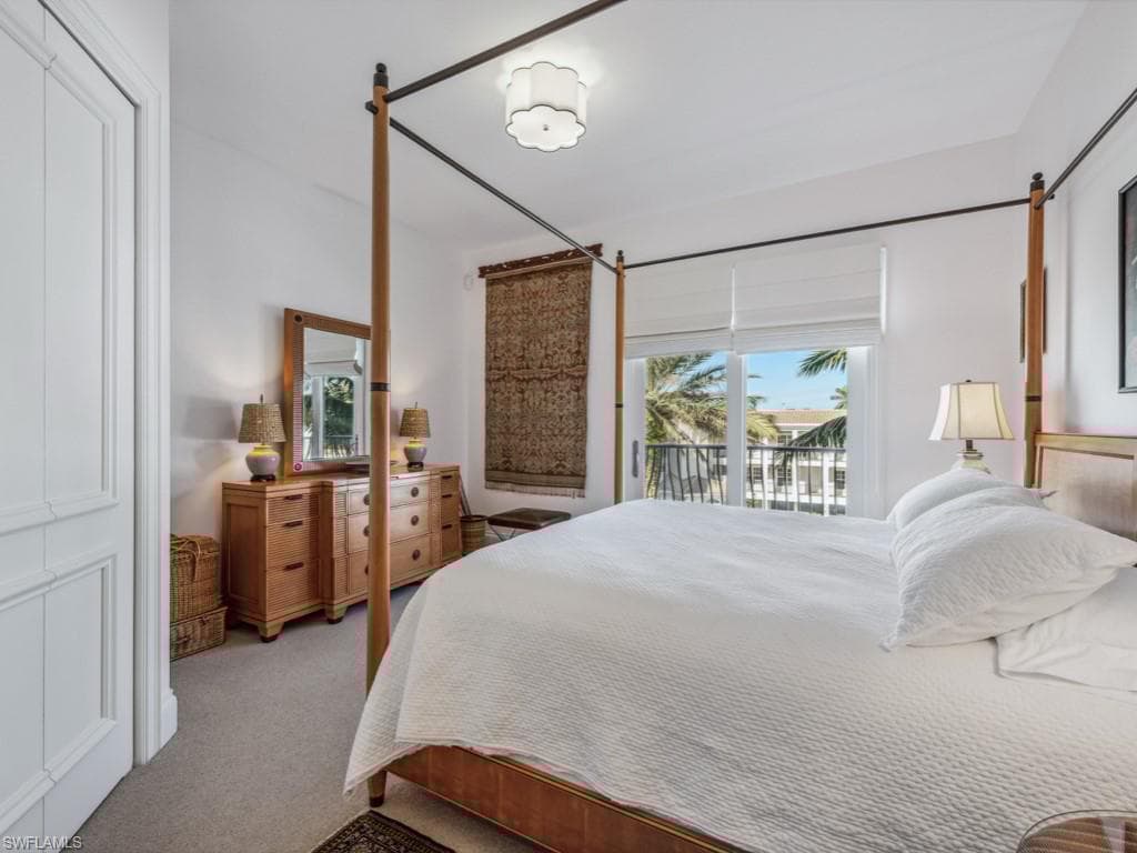 625 5th Ave S Ph-302, Naples, FL 34102-18