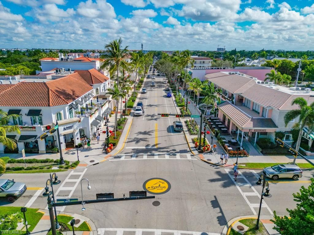 625 5th Ave S Ph-302, Naples, FL 34102-30
