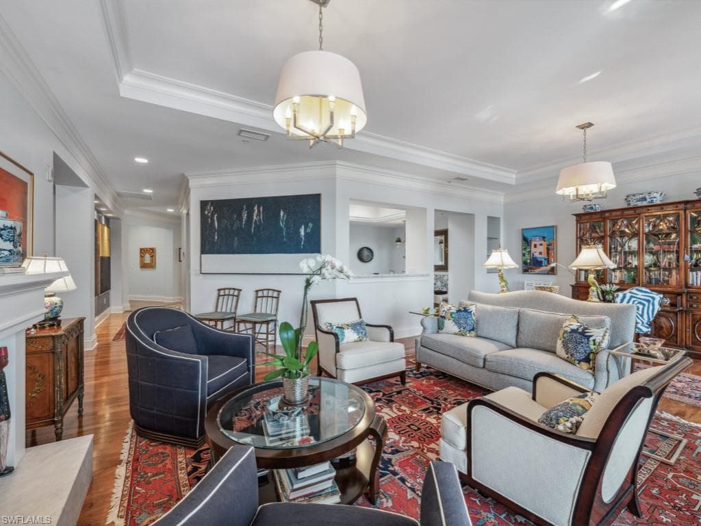625 5th Ave S Ph-302, Naples, FL 34102-6