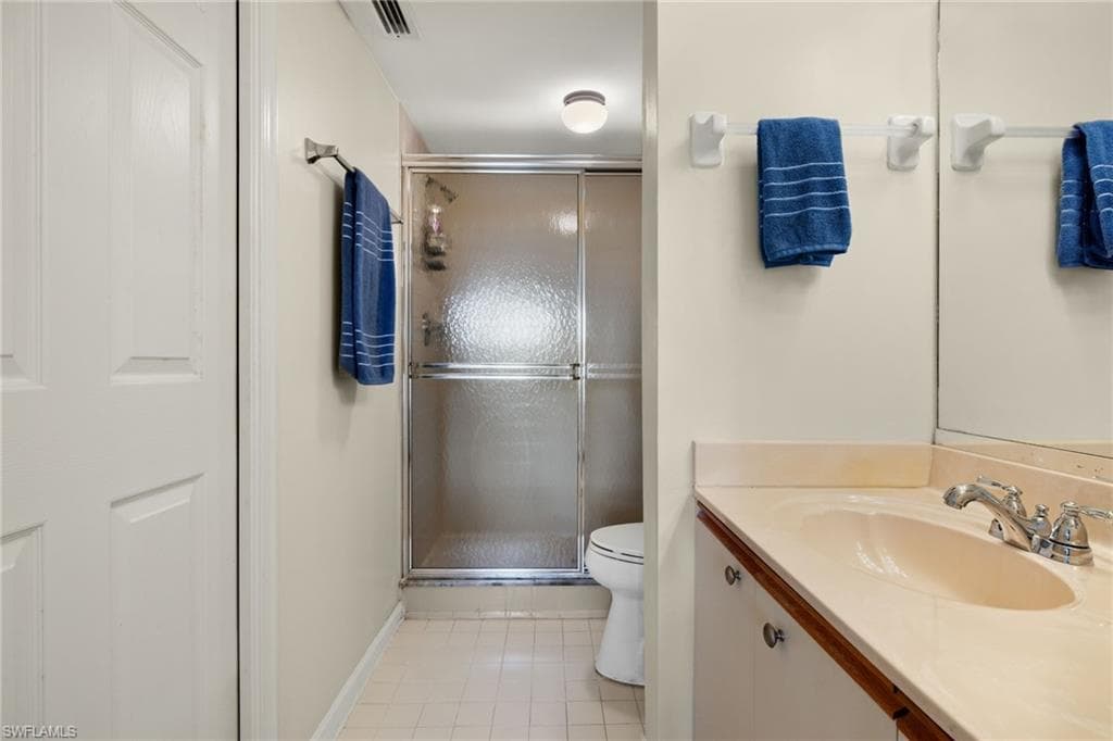 6700 Dennis Cir A103, Naples, FL 34104-17