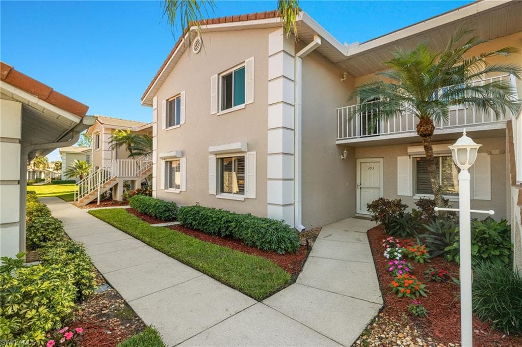 6700 Dennis Cir A103, Naples, FL 34104-3