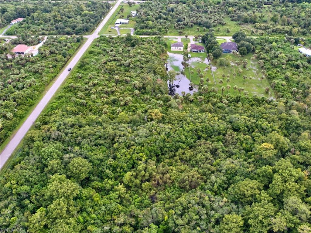 Shady Hollow Blvd E, Naples, FL 34120-5