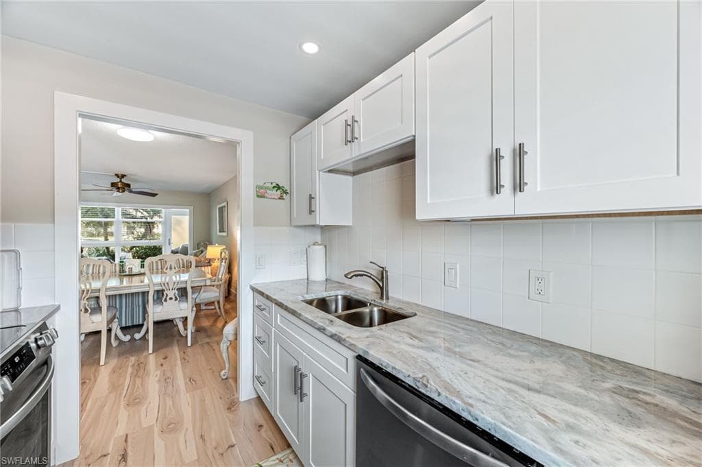 1021 3rd St S 110, Naples, FL 34102-15