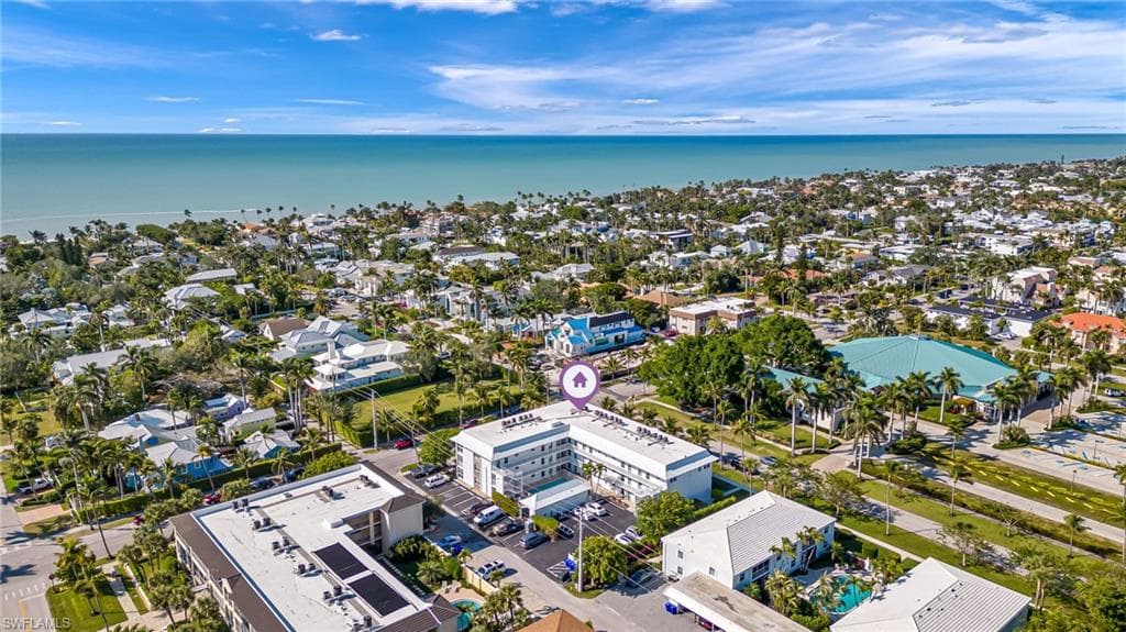 1021 3rd St S 110, Naples, FL 34102-26