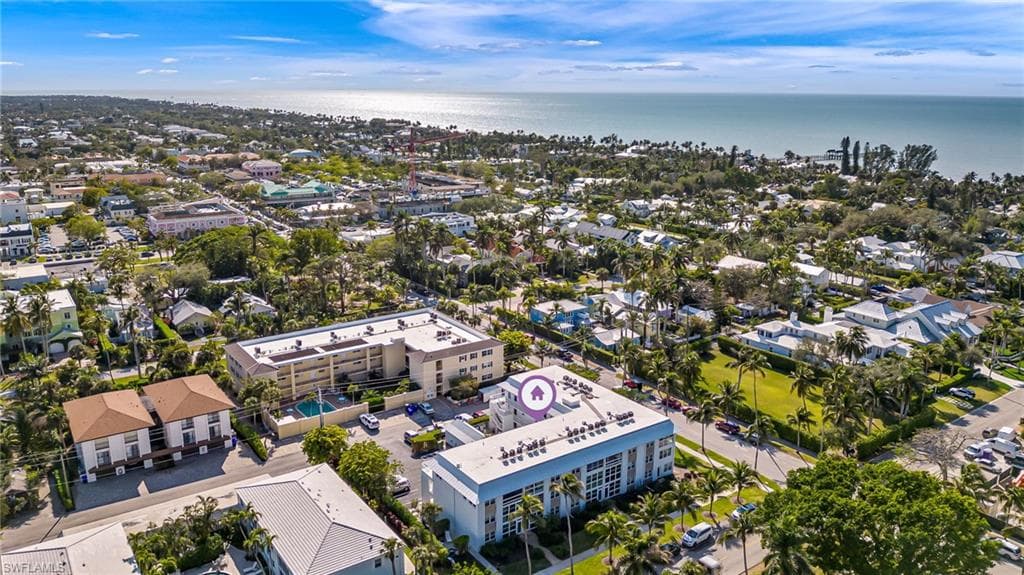 1021 3rd St S 110, Naples, FL 34102-27
