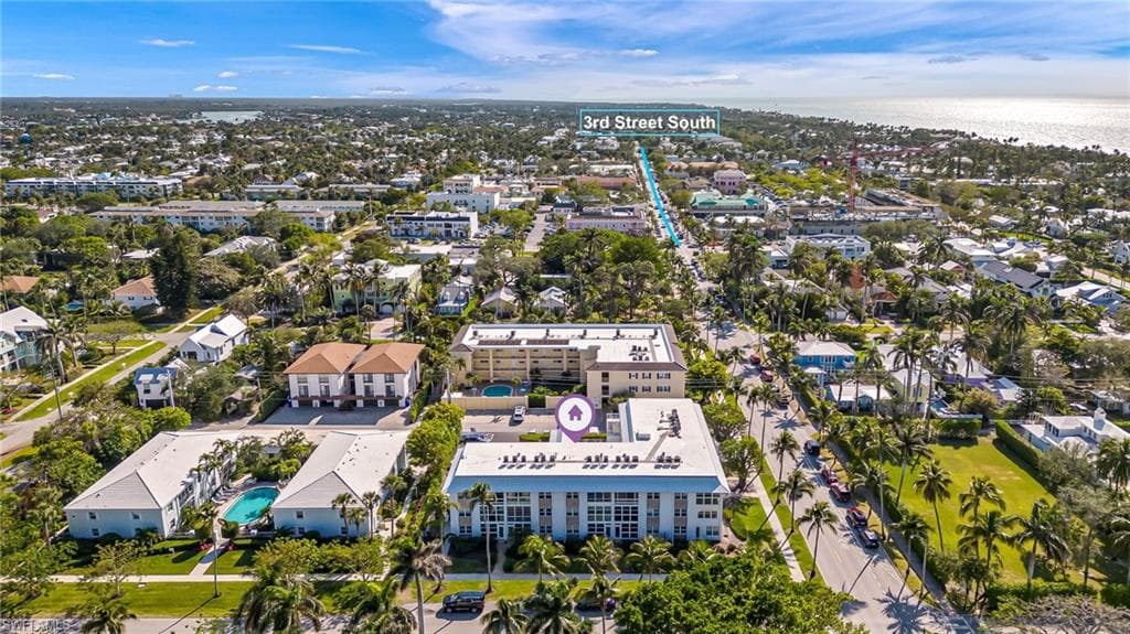 1021 3rd St S 110, Naples, FL 34102-28