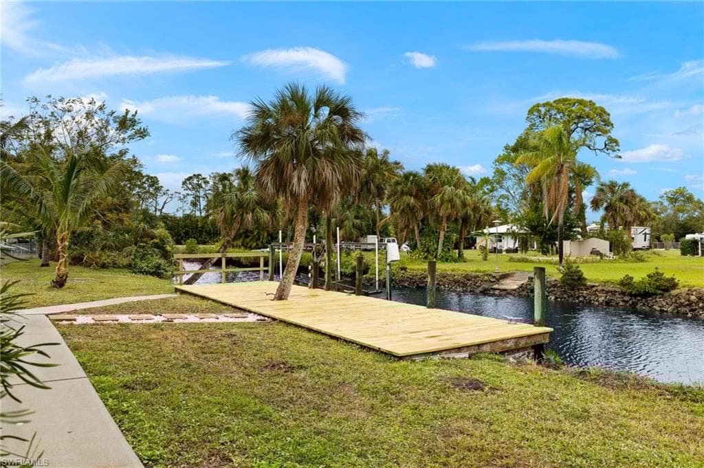 60 Lagoon Dr, North Fort Myers, FL 33903-10