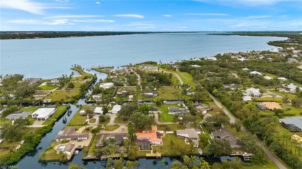 60 Lagoon Dr, North Fort Myers, FL 33903-30
