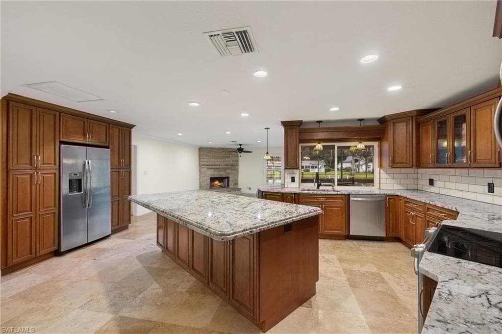 60 Lagoon Dr, North Fort Myers, FL 33903-4
