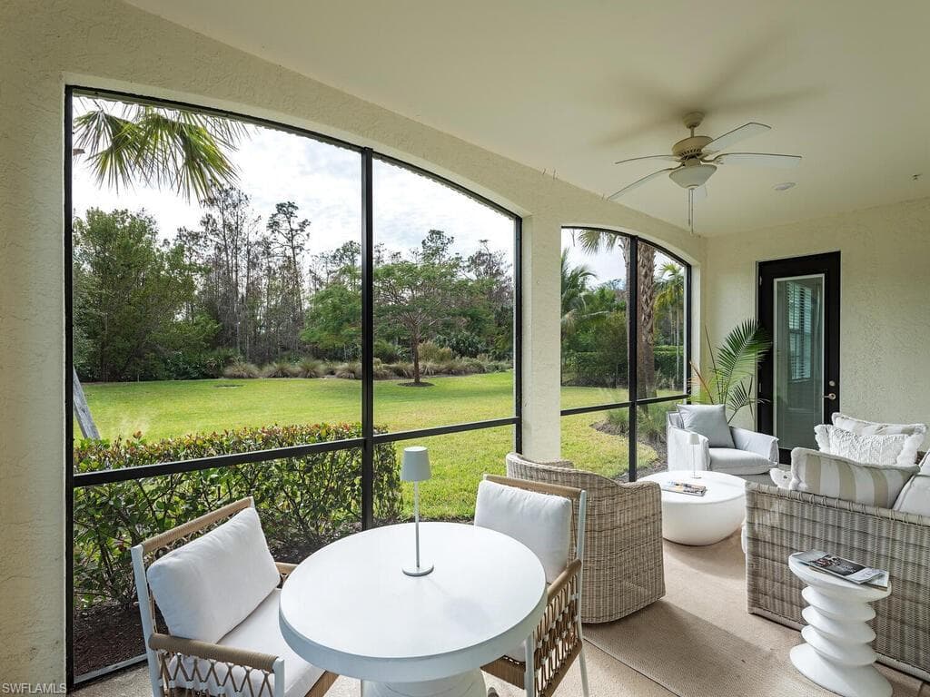 16356 Viansa Way 101, Naples, FL 34110-17