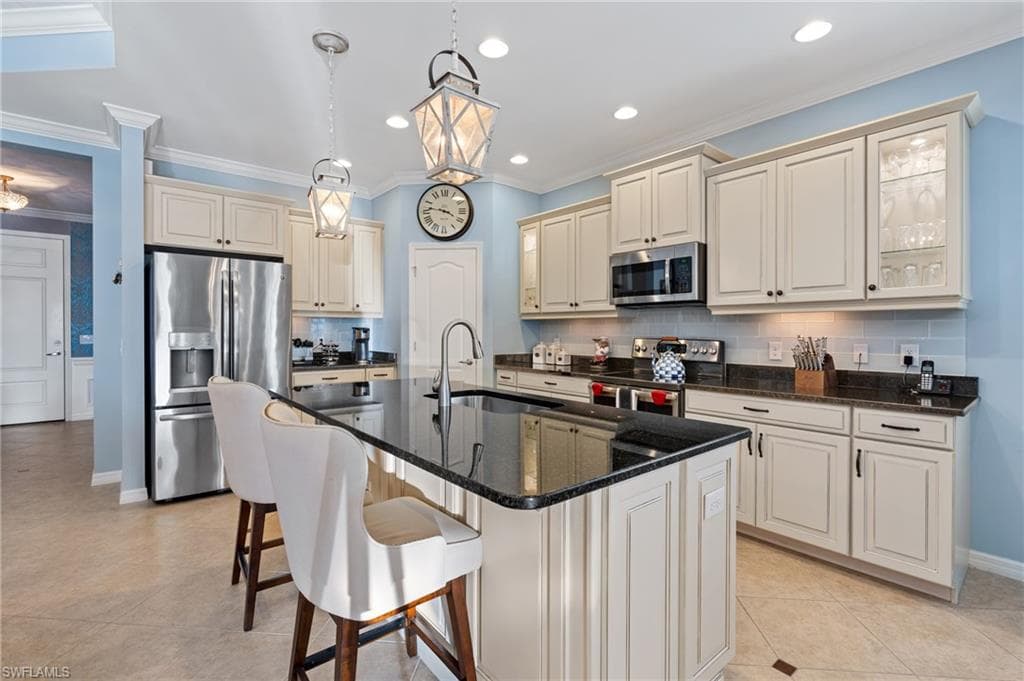 14502 Lanier Ct, Naples, FL 34114-12