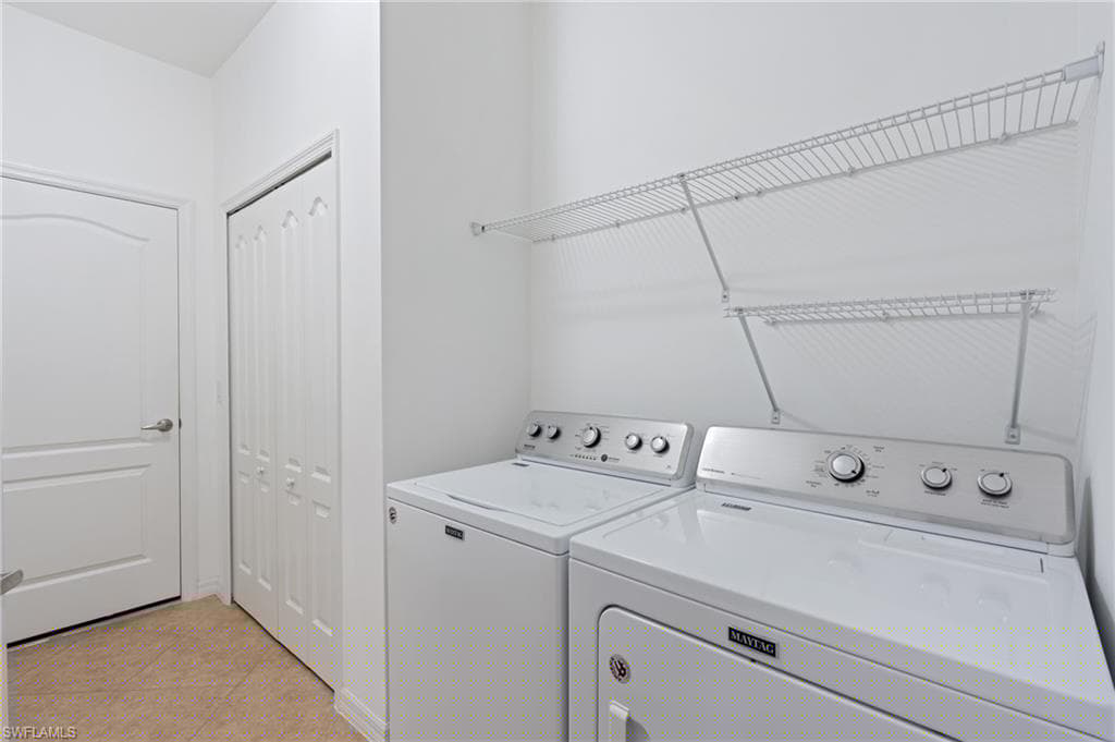 14502 Lanier Ct, Naples, FL 34114-33