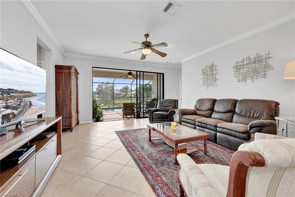 3948 Treasure Cove Cir, Naples, FL 34114-4
