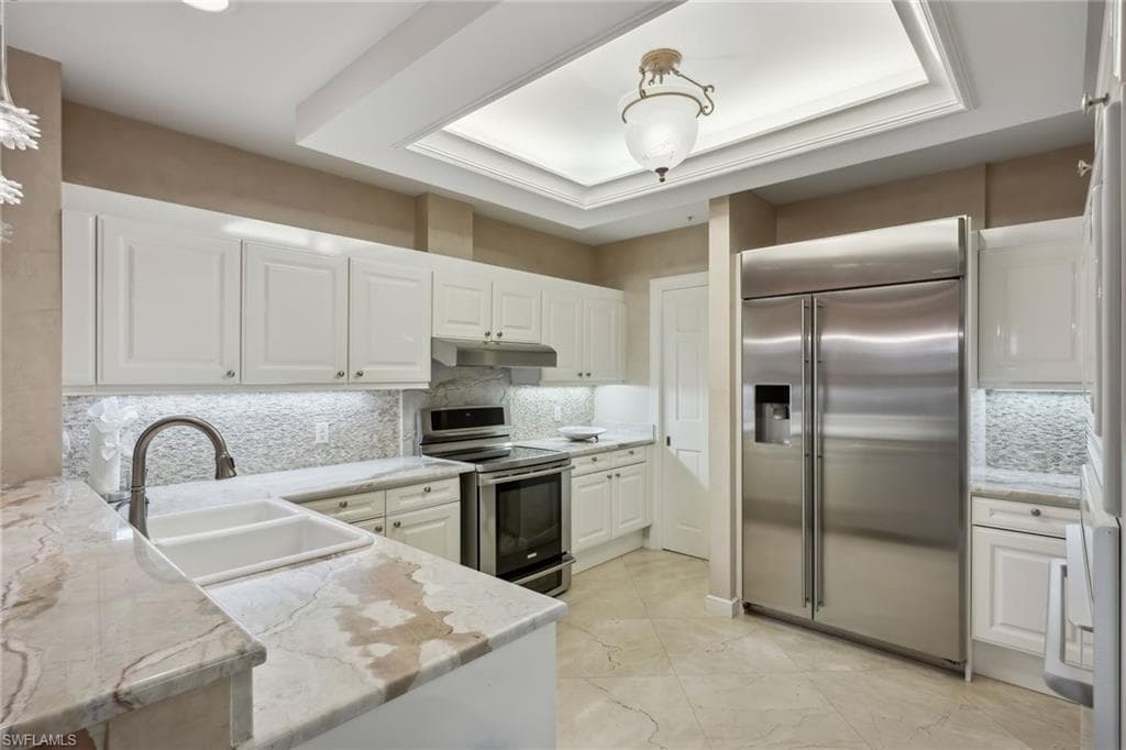 4021 Gulf Shore Blvd N V-16, Naples, FL 34103-20