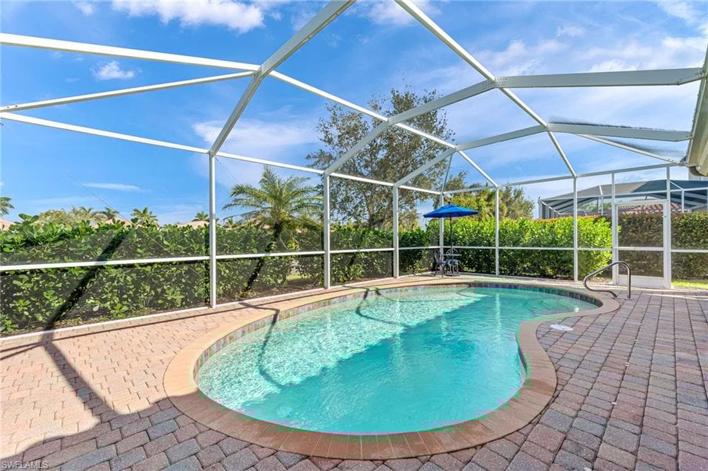 14641 Fern Lake Ct, Naples, FL 34114-28