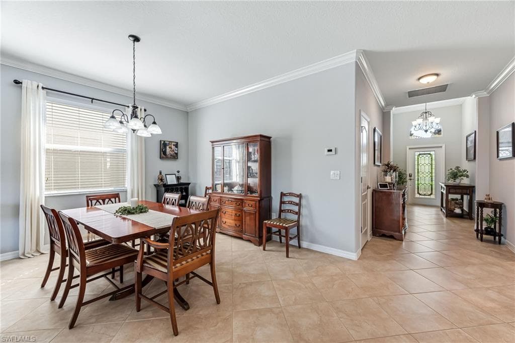 14641 Fern Lake Ct, Naples, FL 34114-7