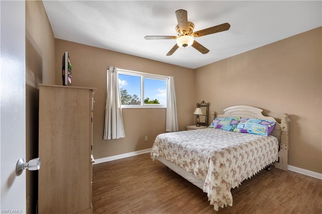 1018 Manatee Rd E302, Naples, FL 34114-15