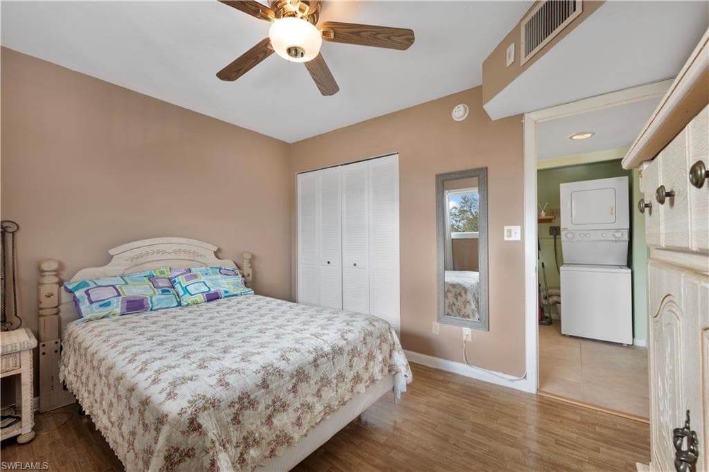 1018 Manatee Rd E302, Naples, FL 34114-16
