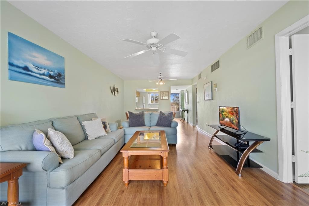 1018 Manatee Rd E302, Naples, FL 34114-1