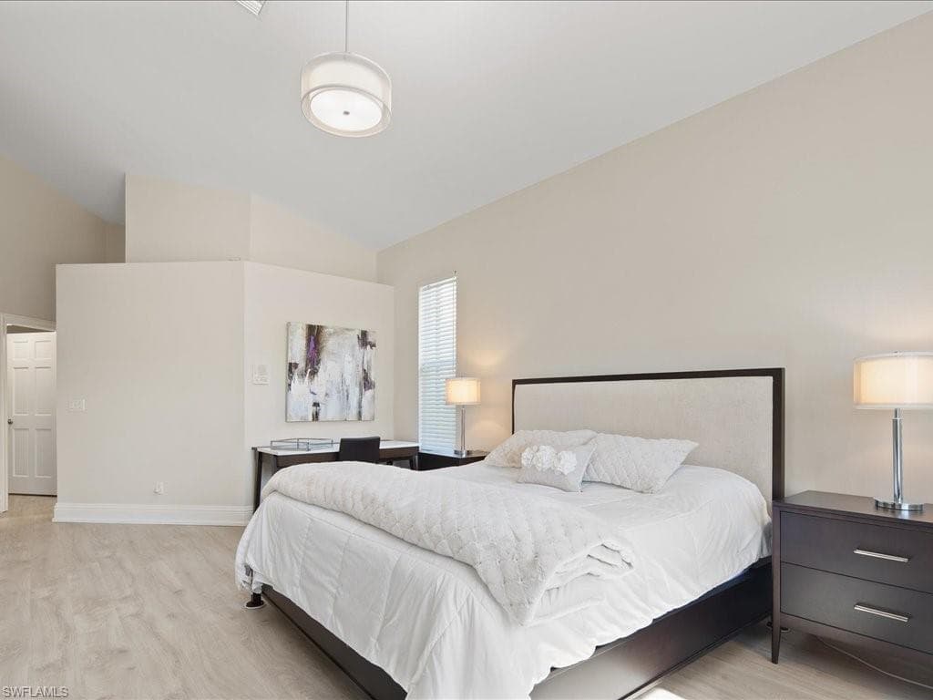 6354 Old Mahogany Ct, Naples, FL 34109-21