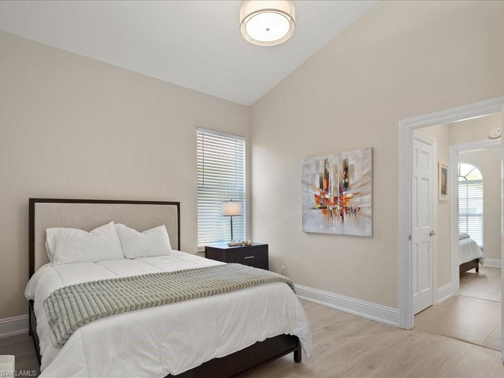 6354 Old Mahogany Ct, Naples, FL 34109-28