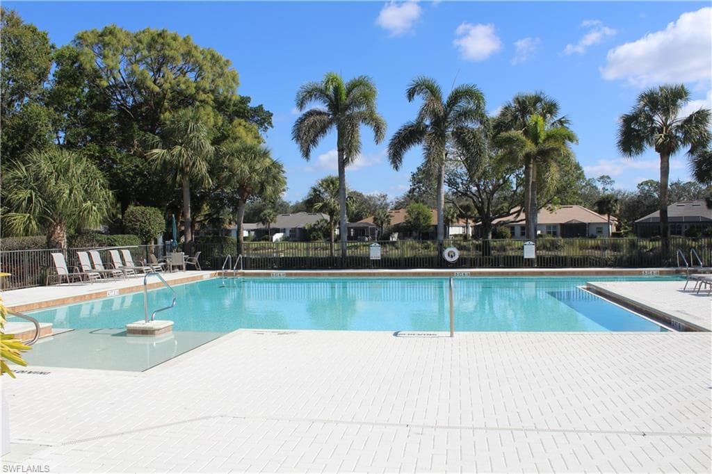 6354 Old Mahogany Ct, Naples, FL 34109-32