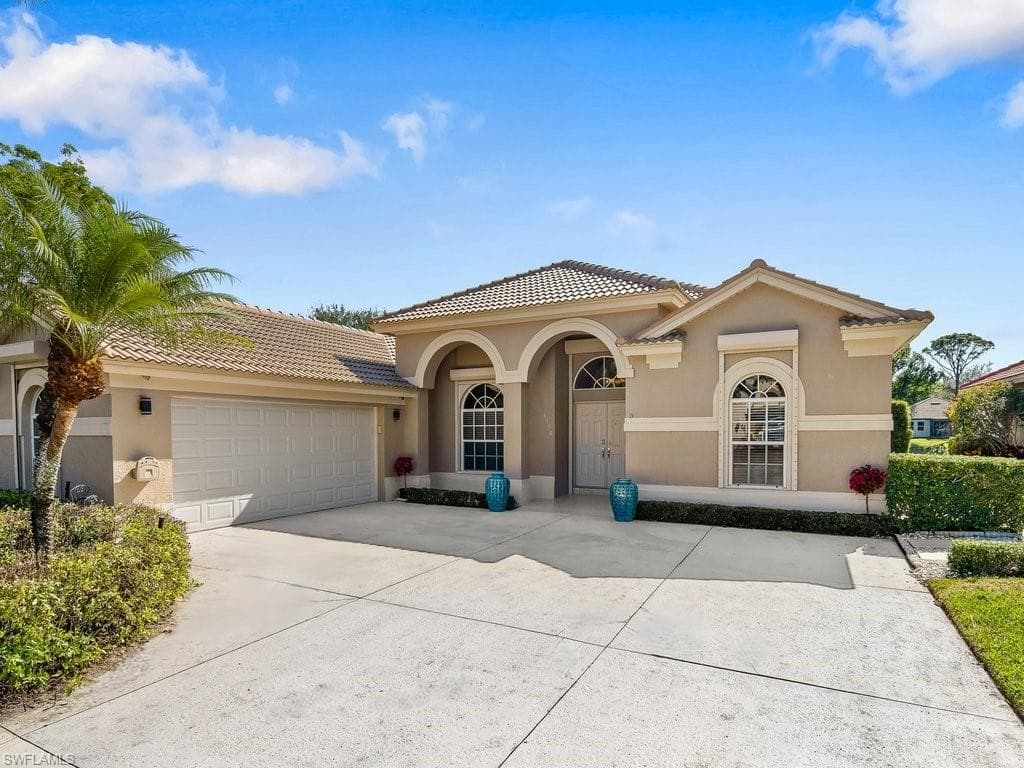 6354 Old Mahogany Ct, Naples, FL 34109-2