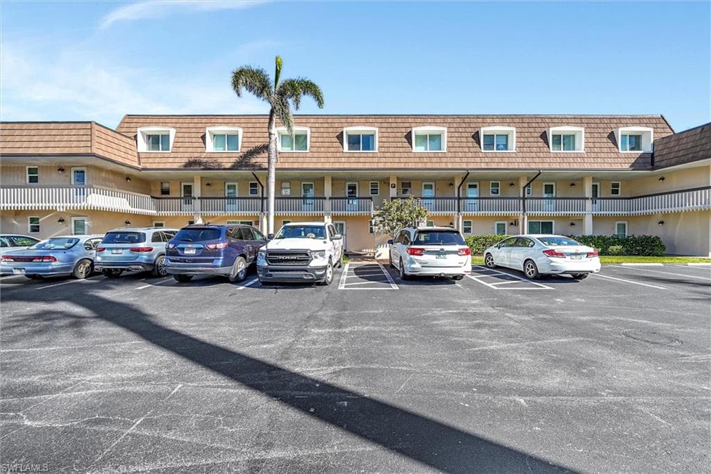 87 Collier Blvd P-15, Marco Island, FL 34145-2