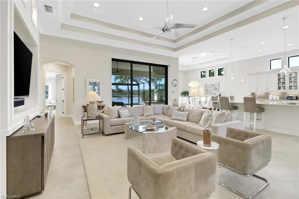 12749 Dundee Ln, Naples, FL 34120-1