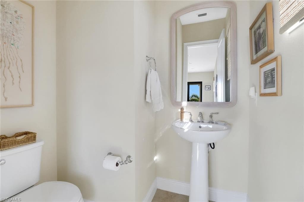 12749 Dundee Ln, Naples, FL 34120-29