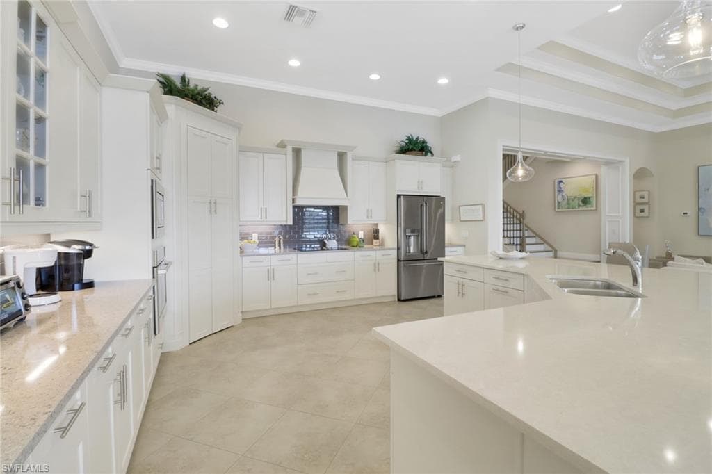 12749 Dundee Ln, Naples, FL 34120-8